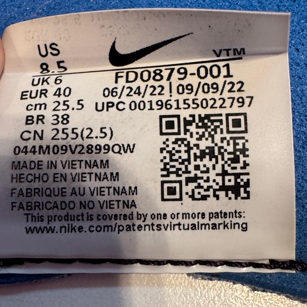 Nike React Phantom Flynit 2 running shoes Color: WHT/PNK PREVIOUSLY WORN SZ:8.5 - Picture 6 of 11